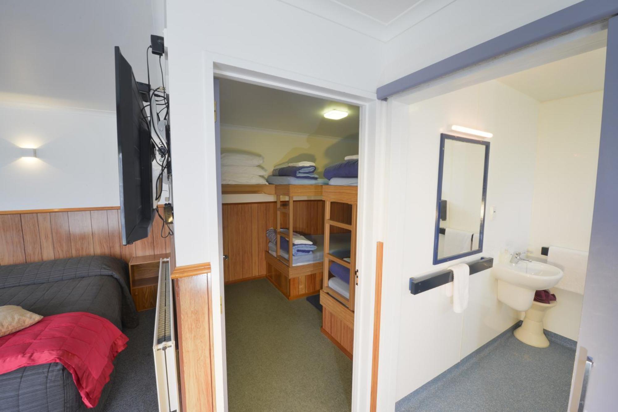 Wilderness Motel Accommodation Haast Εξωτερικό φωτογραφία